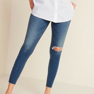 NWT: old navy Mid-Rise Distressed Rockstar Super Skinny Ankle Jeggings (2) $45